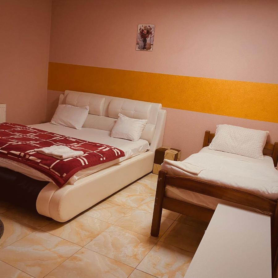 Rio Hotel Prizren Exterior foto